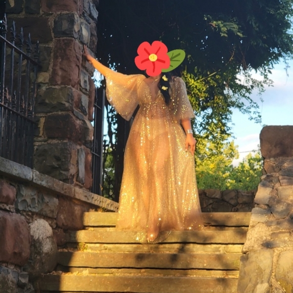 Dress - Picture 2 of 2